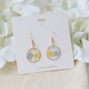 Forget me not dried flower earrings, blue and yellow handmade pressed flower, epoxy resin earrings, floral earrings, perfect gifts for her