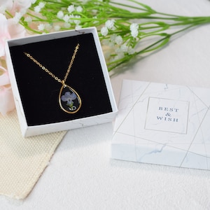 Blue cornflower Real  flower necklace for women, pressed flower, resin necklace, dried flower jewellery gift, perfect birthday gifts for her
