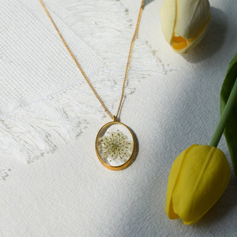 White real pressed flower necklace for women, resin necklace, dried flower jewellery gift, birthday gift for her, pendant necklace for women image 2