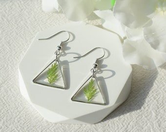 Silver Handmade green leaves resin earrings, pressed real leaf earring, 18K Gold triangle fern leaf jewelry, dangle drop earring, birth gift