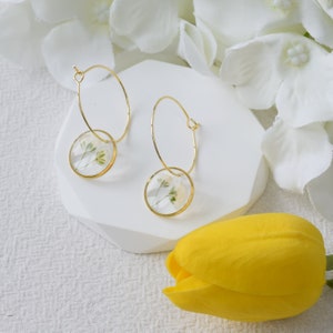 18K White Gypsophila Pressed Dried Flower Earrings, Handmade Real Flower Epoxy Resin Gold Floral Dangle Drop Earrings, Perfect Gift for Her