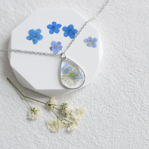 Forget me not real pressed flower necklace for women, resin necklace, dried flower jewellery gifts, birthday gifts for her, pendant necklace