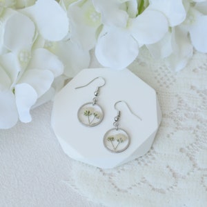 Gypsophila Pressed Dried Flower Earrings, Handmade Real Flower Epoxy Resin Silver White Floral Dangle Drop Earrings, Perfect Gifts for Her