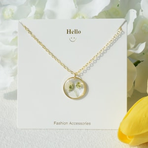 18K Gold Gypsophila real pressed flower necklace, handmade resin necklace, white dried flower jewellery, pendant necklace birth gift for her