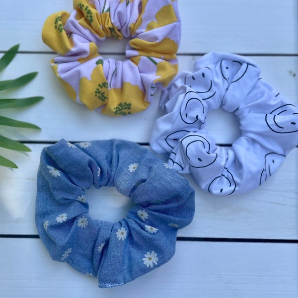 Adult Summer scrunchies, happy face, daisies, floral hair bands, unique ponytail holders, trendy scrunchie, gifts for girls, handmade