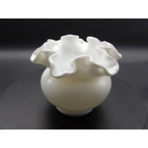 Vintage Glass Double Crimp Milk Glass Ruffled Rose Bowl Vase 5&quot; W x 3 1/2&quot; H