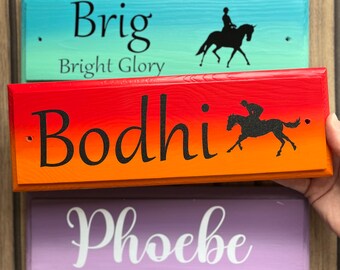 Stable name plaques | Stable name plates | Stable name signs | Stable door plaques | Stable door plates | Stable door signs