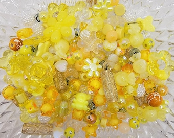Yellow Acrylic Kandi Bead Mix, Y2K Beads, Rave Bead Jewelry, Kawaii Beads, BFF Bracelet Bead Mix,  Kidcore Beads For Jewelry.