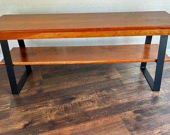 Banco de madera de cerezo artesanal con estante, estilo moderno de mediados de siglo, 50 pulgadas