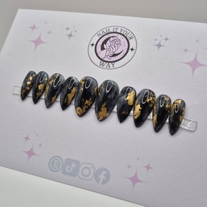Uñas postizas personalizadas con efecto humo negro y dorado • Tamaño predeterminado • Juego de 20 • Temporales • Kit de preparación • Pegamento