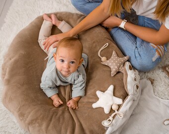 Play mat with ''FOREST ANIMALS'' embroidery