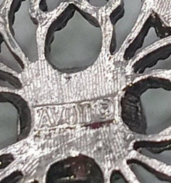 Avon Romanesque Silver Tone Cross Pendant Necklac… - image 6