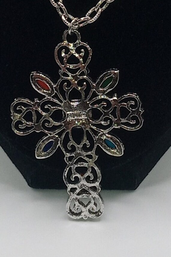 Avon Romanesque Silver Tone Cross Pendant Necklac… - image 4