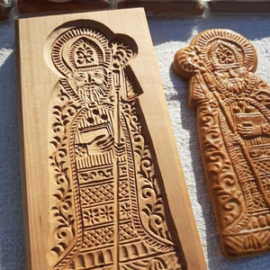 Hand carved gingerbread mold Saint Nicholas design
