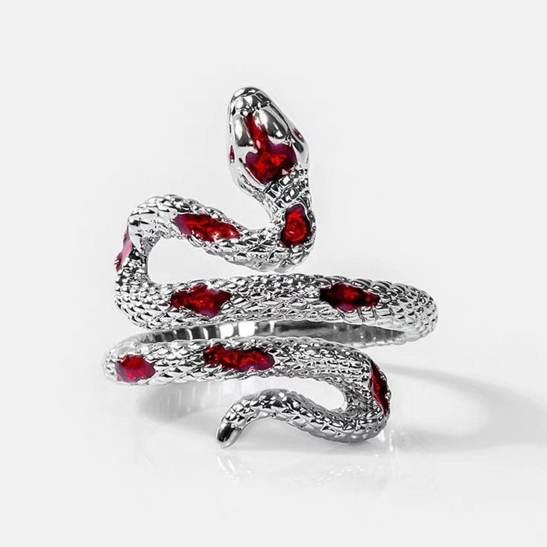Серебристая змея