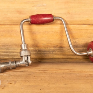 Vintage Hand Brace Drill 13” | 5” Throw | BDS-15 Marked | Carpentry Woodworking Tool | Vintage Brace Drill