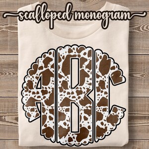 Monograma festoneado con estampado de vaca, alfabeto redondo, iniciales circulares, estilo azteca, estilo country y de caza, camisetas, tazas, sudaderas y gorras.