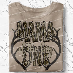 Camouflage Mama van de grote oude camouflage png, vissen jacht sublimatie digitaal ontwerp Lake Beach Country Shirt Design Old School verjaardag