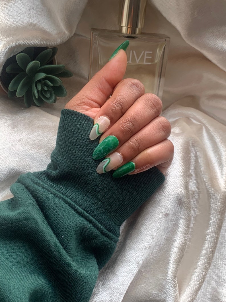 39+ Best Green Swirl Nails Ever! [UPDATED 2023]
