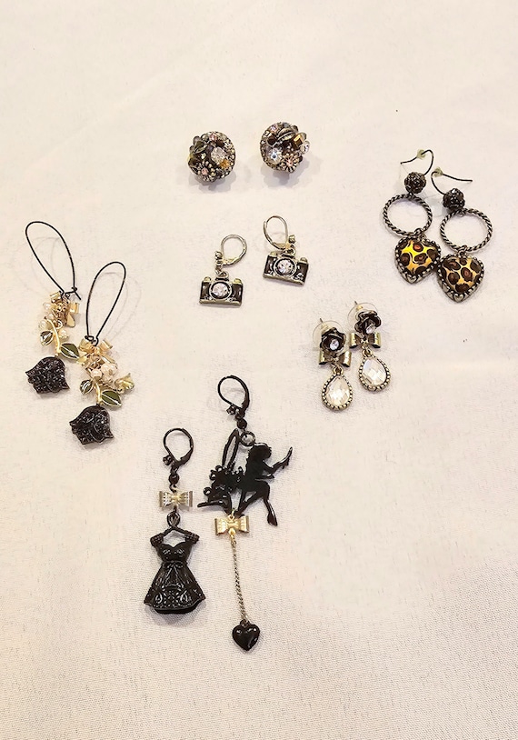 Betsy Johnson group of 6 pairs of earrings