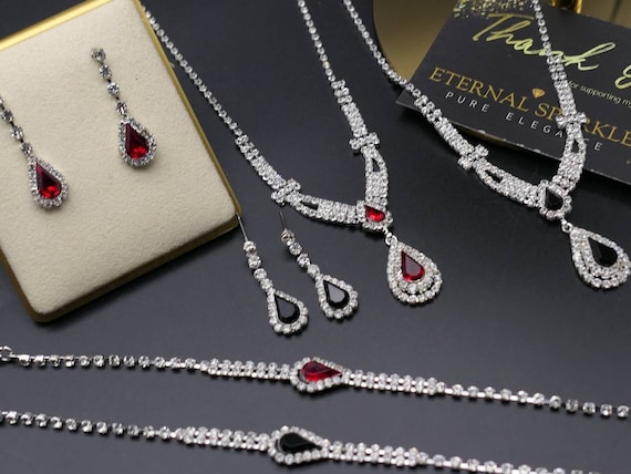 Teardrop Crystal Jewelry Set, Silver Finish, Garnet/black - Etsy display picture 2