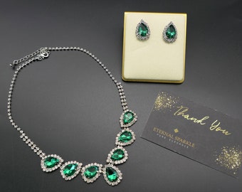 Bridal Emerald Green  teardrop necklace earrings set