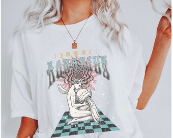 Aquarius Gifts, Aquarius Shirt, Zodiac gifts, Aquarius Birthday gift, BFF Christmas Gift, Star sign gift, VSCO shirt, Tarot card shirt