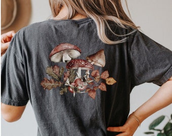 Cottagecore Mushroom Shirt, Design on back shirt, Vintage Mushroom Tshirt, Goblincore Aesthetic, Whimsigothic gift, Botanical Tee