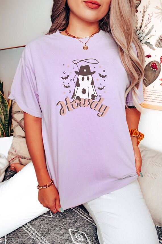 Cowboy Ghost T Shirt, Western Graphic Tee, Funny Halloween Shirt, Cowgirl Ghost Tee, Halloween Party Shirt, Howdy Ghost T Shirt, Unisex Tee