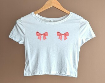 Laço de Natal, camiseta vintage para bebê, camiseta do Pinterest, top cropped y2k, anos 2000, estilo Scandi, estética coquette, roupas y2k, presente para adolescente