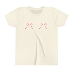 Camiseta de bebê com laço rosa, camiseta de bebê vintage Y2k, top curto y2k, moda dos anos 2000, camisa Cottagecore para mulheres, presentes para adolescentes, estética coquete Natural