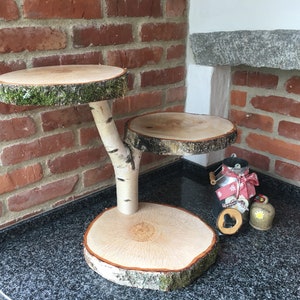 Etagere aus Baumscheiben Holzscheiben Birkenscheiben Tortenständer Hochzeitsdeko Cupcakes Torten Kuchen Geburtstagsfeier