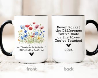 Taza de café de jubilación Wildflower oficialmente retirada: nombre personalizado y año, 11 oz o 15 oz, taza para jubilados que marca la diferencia