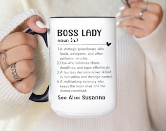 Taza de café con la definición de Jefa: Taza personalizada de 325 ml o 445 ml para supervisora, gerente, directora o mujer empoderada.