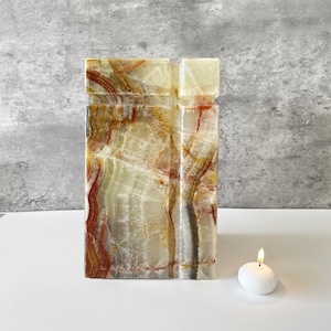 Handmade Natural Onyx Cremation Urn, Beautiful Funeral Urn for Ashes, Unique Individual Urn, Unique Natural Onyx Stone Urn for Loved Ones.