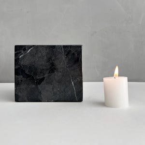 Gorgeous Handcrafted Mini Marble Cremation Urn, Small Memorial Urn for Ashes, Unique White Marble Keepsake Urn Loved Ones, Natural Stone Urn