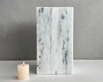 Hand-Carved White Marble Cremation Urn: Natural Stone Memorial