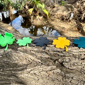 St. Patrick&#39;s Day Four Leaf Clover Drink Coasters with Holder