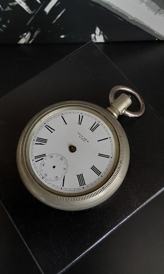 1906 New Era pocket watch ( for parts or rebuild) Gem