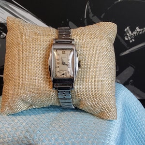 1930s Roman Tank Watch (Working)