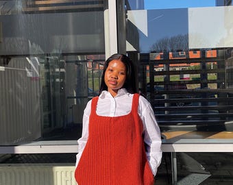 Crochet strap dress with pockets