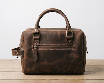 Personalized Distressed Leather Dopp Kit, Handcrafted Toiletry Travel Bag, Groomsmen Gift