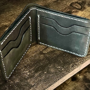 Cartera de cuero genuino de vaca personalizada, hecha a mano, cosida a mano, para uso permanente. Regalo para él.