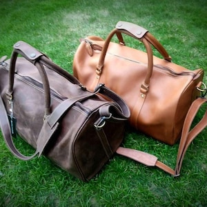 Sac de week-end en cuir pleine fleur fait main avec poche pour chaussures et compartiment pour ordinateur portable pour homme Sac de week-end de voyage en cuir véritable pour homme