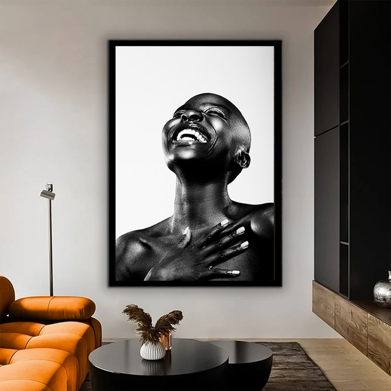 Zwart-witte kunstprint Afrikaanse vrouw, modern wanddecoratie afbeelding 2