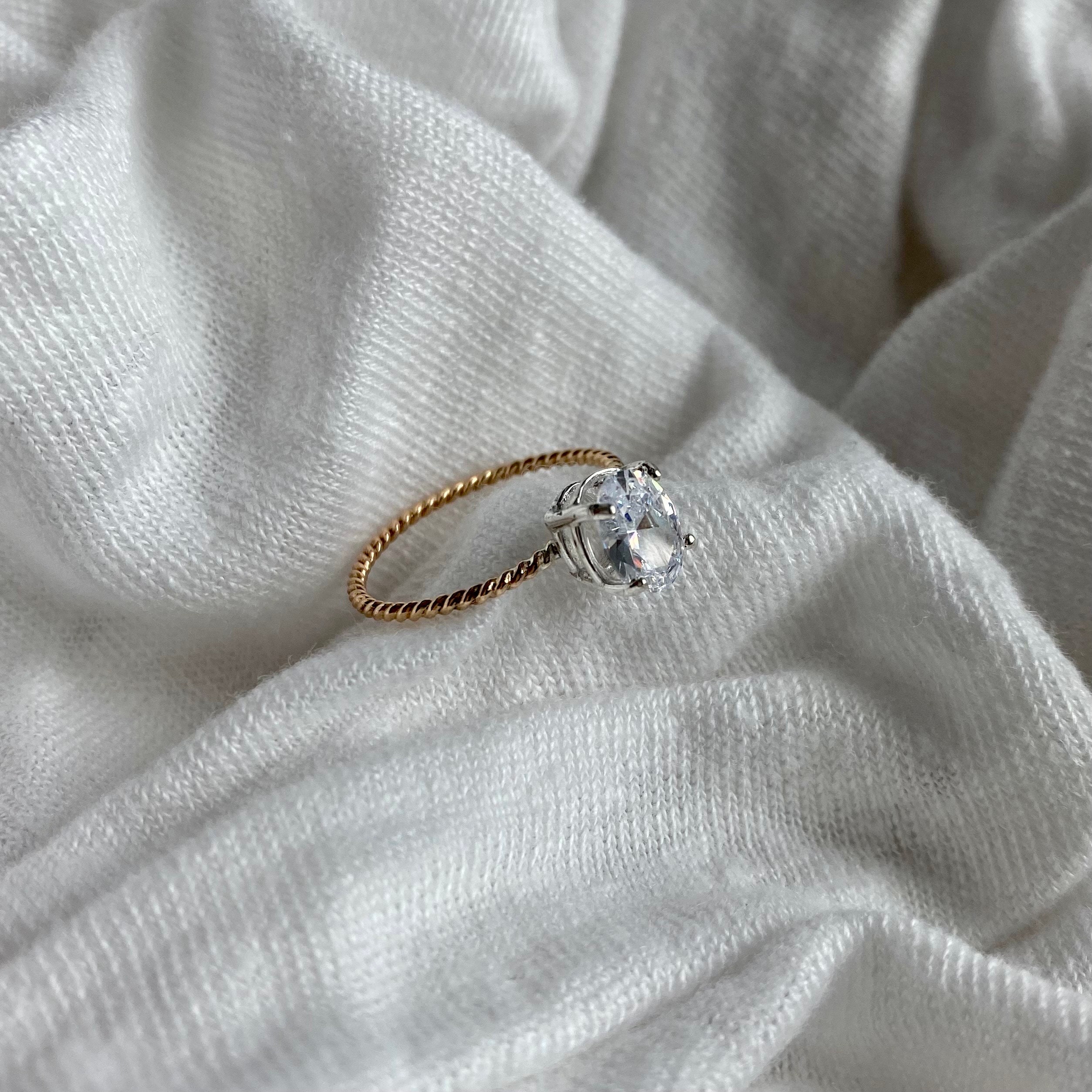 Oval Ring, Dainty Gold Diamond Ring, April Birthstone Ring for Her ...