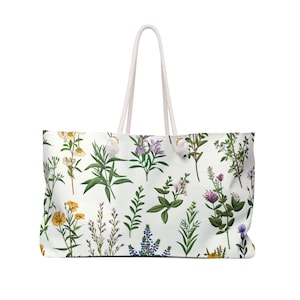 Oversized Weekender Bag, Wild Flowers Pattern Weekend Bag, Travel Bag, Cottage Core Tote Bag, Oversized Getaway Bag, Overnight Travel Gift