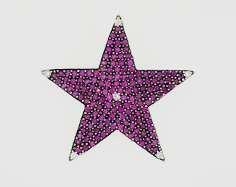 Broche colgante moderno de rubí natural y diamantes en oro blanco de 14 k