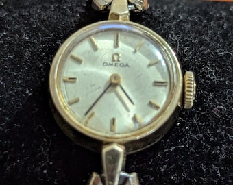 Vintage Omega Duchess 14K Gold Plated Ladies Watch