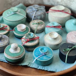 One Hand-thrown Ceramic Sugar, Salt, Tea, or Jewelry Jar with Lid